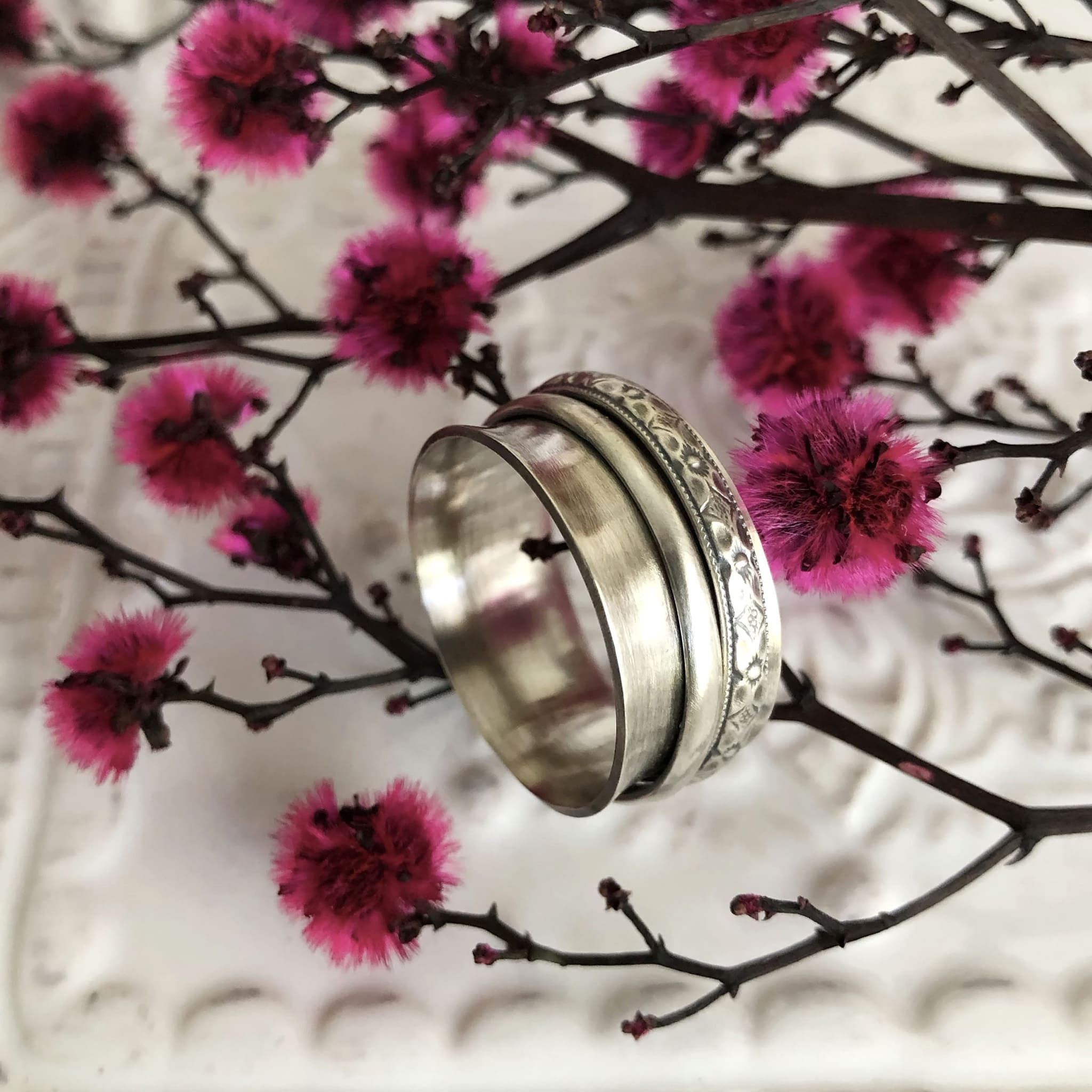Australia's Most Loved Fidget Rings | Free Shipping from Sydney - Sensory  Stand